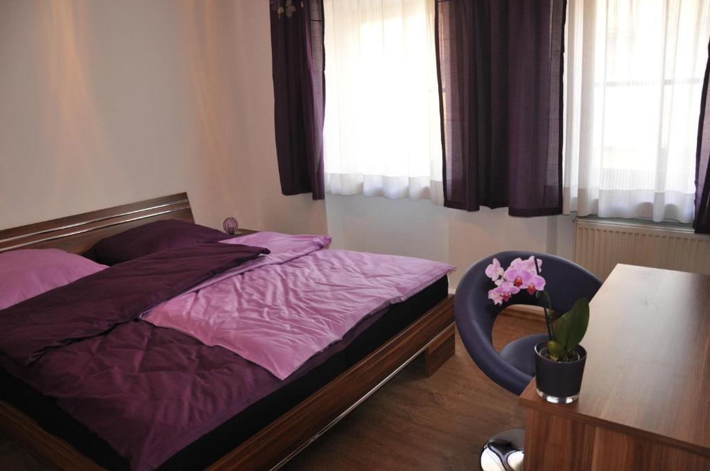 Gästezimmer Michelangelo Rothenburg ob der Tauber Zimmer foto